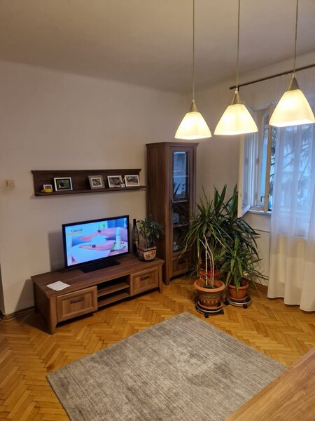 Obor, Colentina, Rose Garden, cartierul German - metrou Obor 12 min.