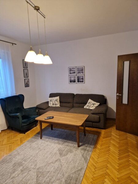 Obor, Colentina, Rose Garden, cartierul German - metrou Obor 12 min.